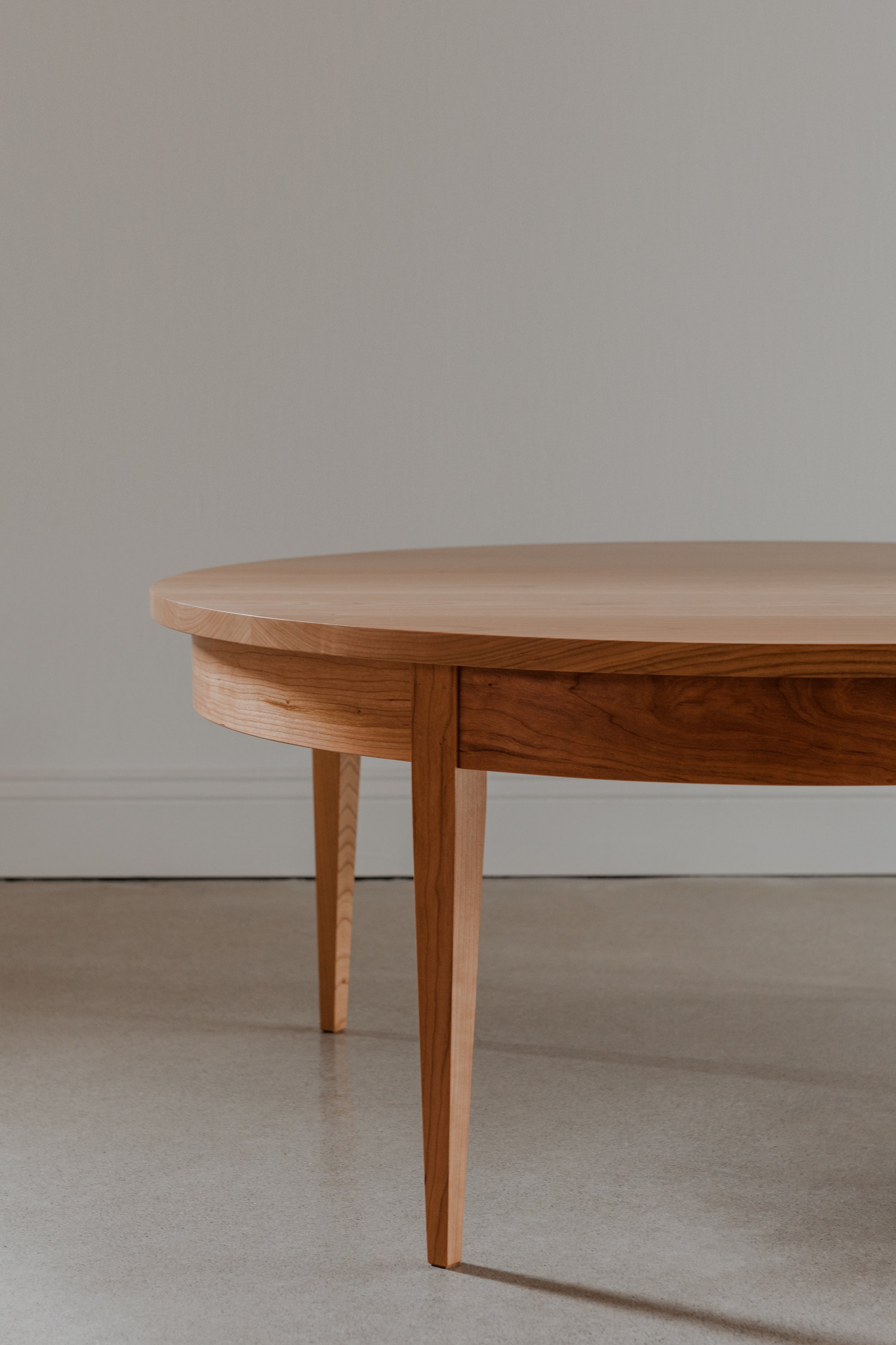 Round Shaker Heirloom Coffee Table 