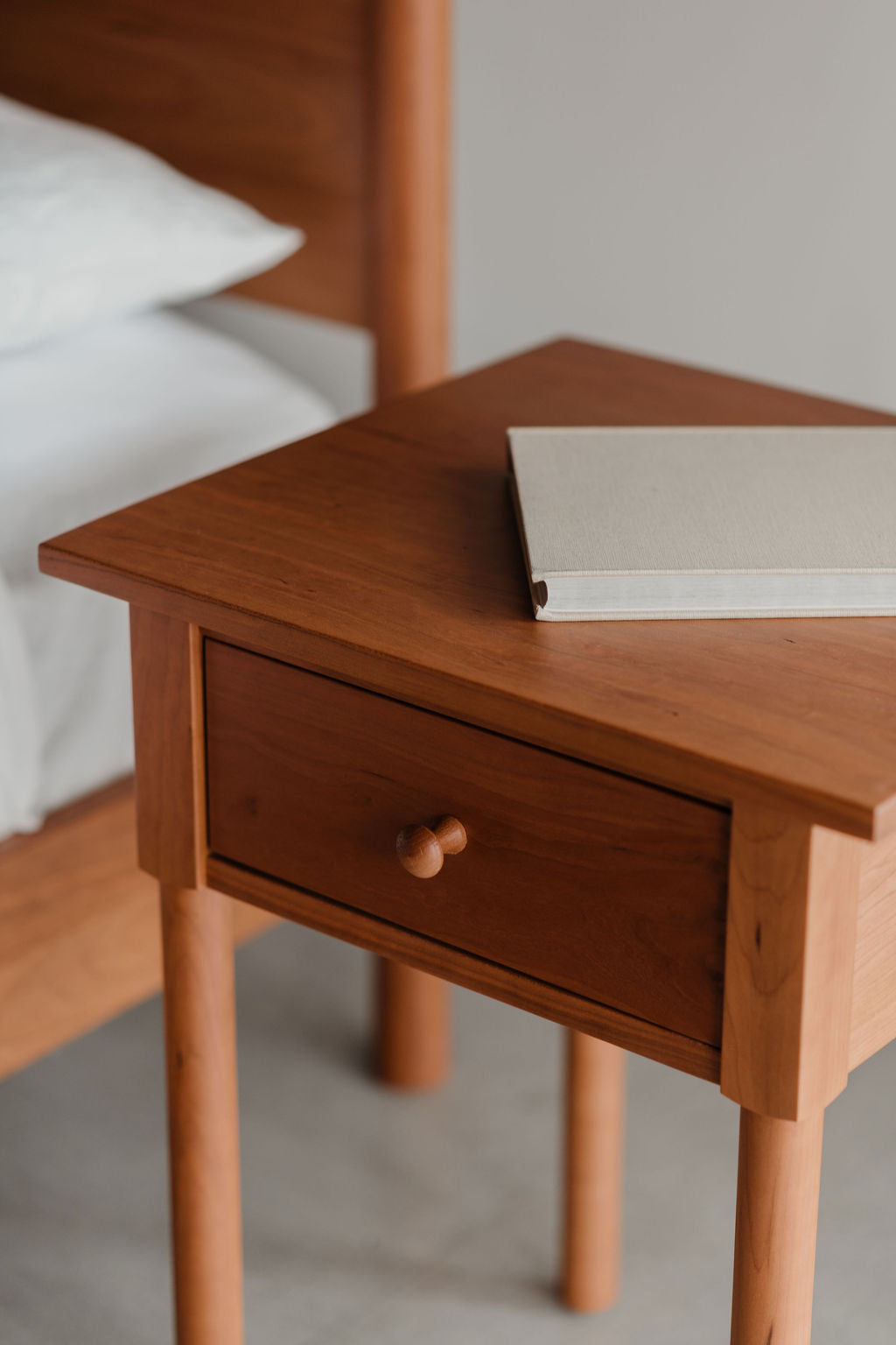 MS1 Nightstand - Cherry